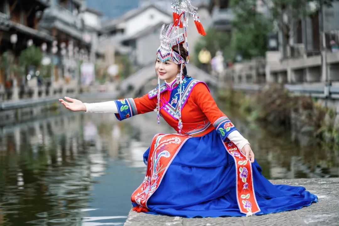https://img.xiumi.us/xmi/ua/4BnSM/i/12c45f6d52a7916f8282fd37c74b6e76-sz_117319.jpg