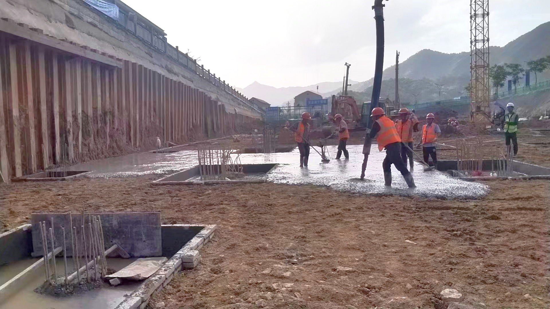 项目攻坚提速丨景宁特色产业平台拆迁安置房及澄照副城创业园邻里中心项目建设有序推进