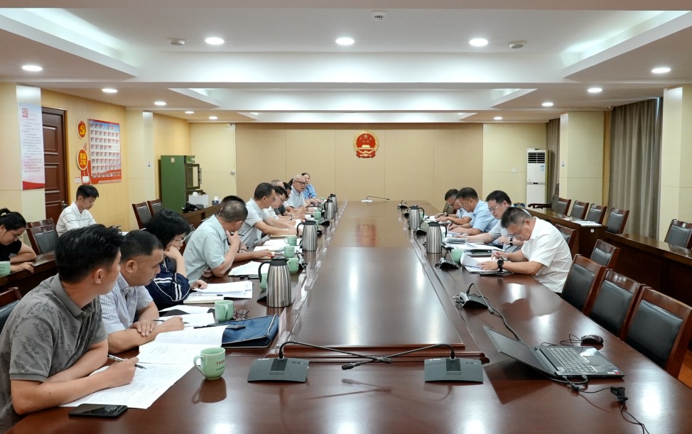 市人大常委会调研组来景开展《浙江省优化营商环境条例》执法检查、企业国有资产管理情况调研